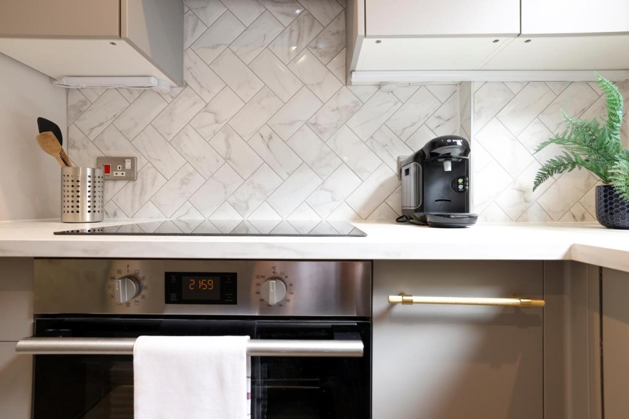 Joivy Modern 1 Bed Flat In West End, Close To Princes Gardens Apartment Edinburgh